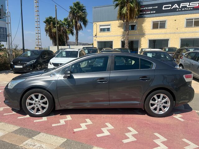 TOYOTA AVENSIS 2.2 D4D AUTO SPANISH LHD IN SPAIN 80000 MILES SUPERB 2009